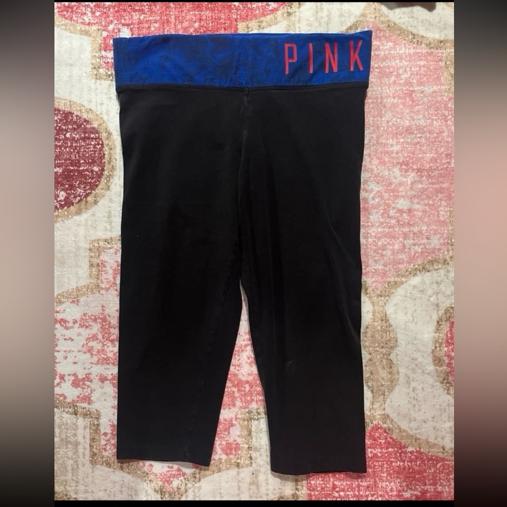 Women’s Victoria’s Secret Kansas KU Jayhawks PINK capri leggings size Medium